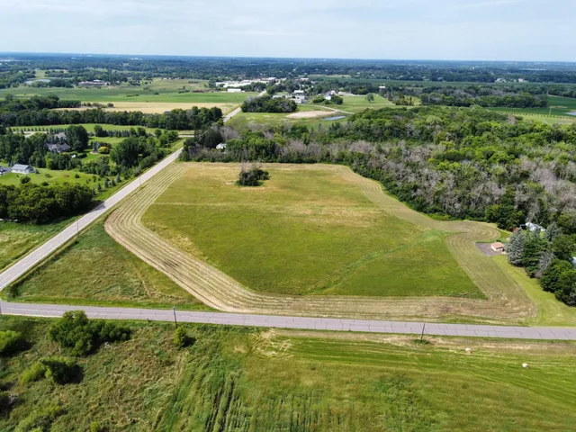 $1,925,000 | 1 Drake Drive, Independence, MN 55359