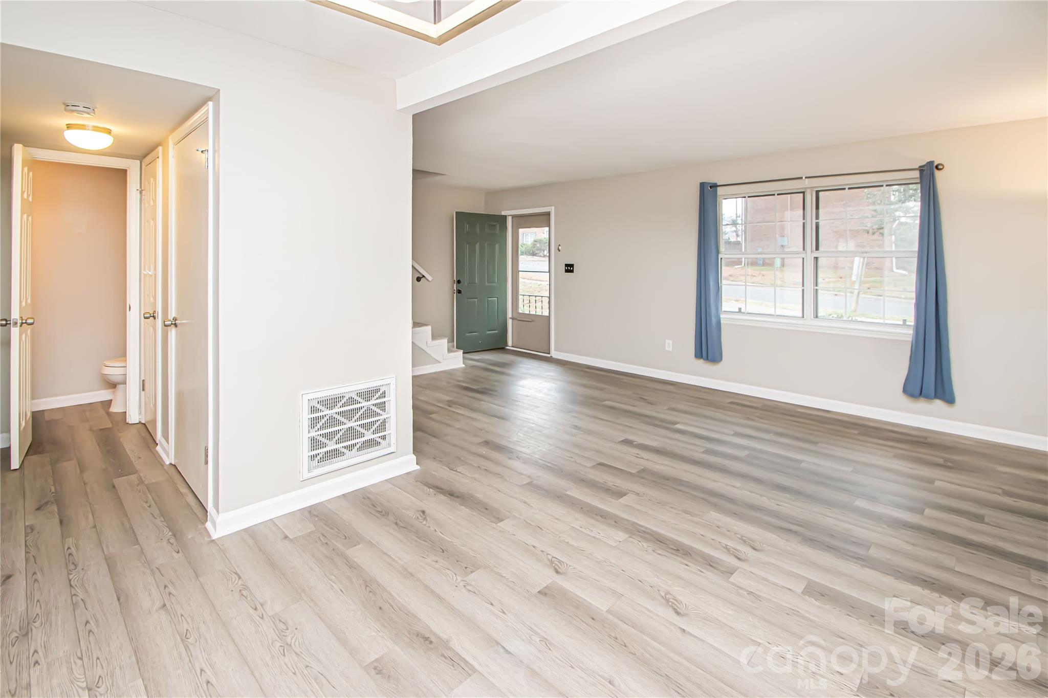 8839 Hunter Ridge Drive Charlotte, NC 28226 - Photo 7 of 35