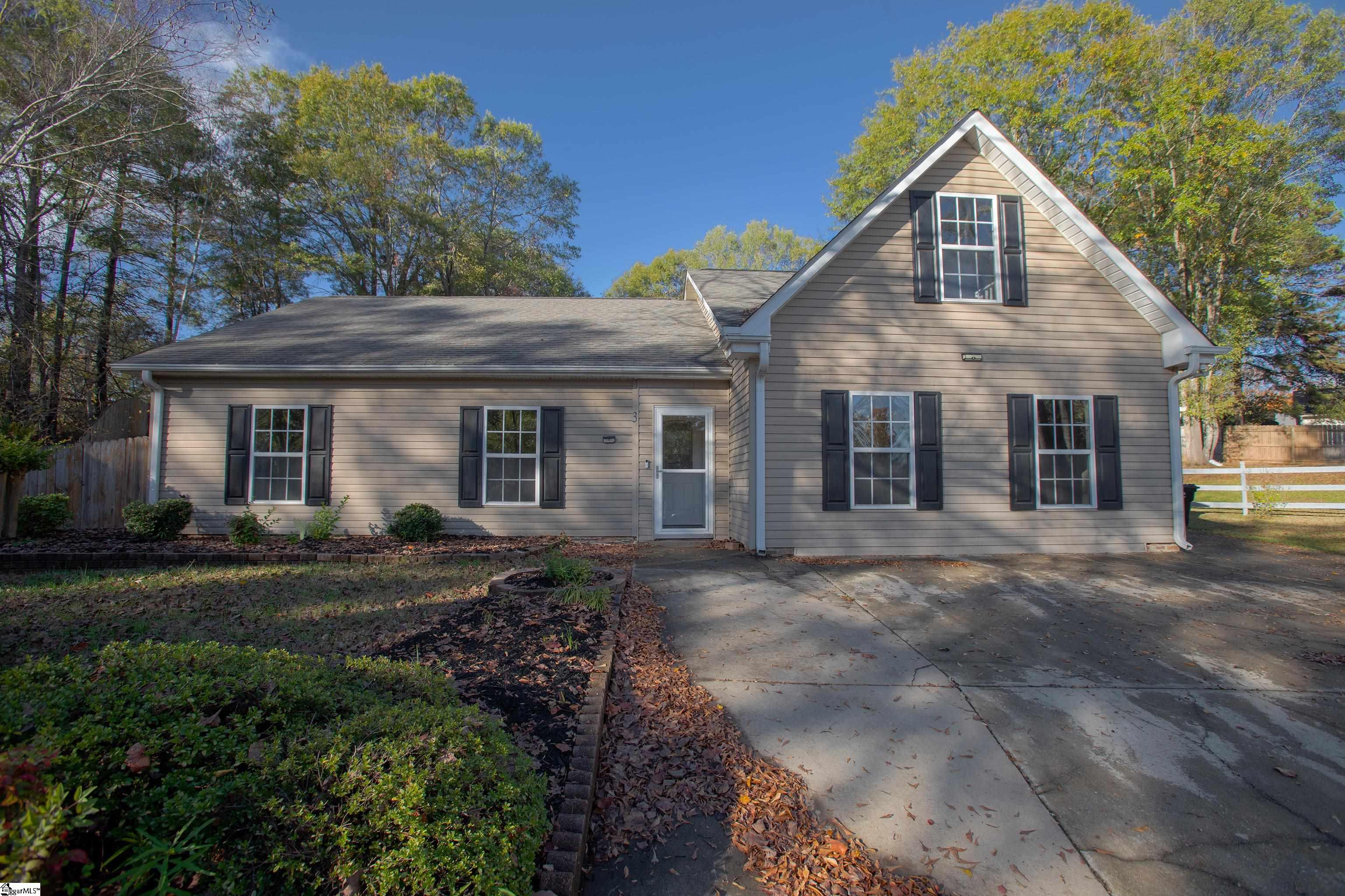3 Roundleaf Court Simpsonville, SC 29680 - Photo 1 of 36 Gallery Image 1