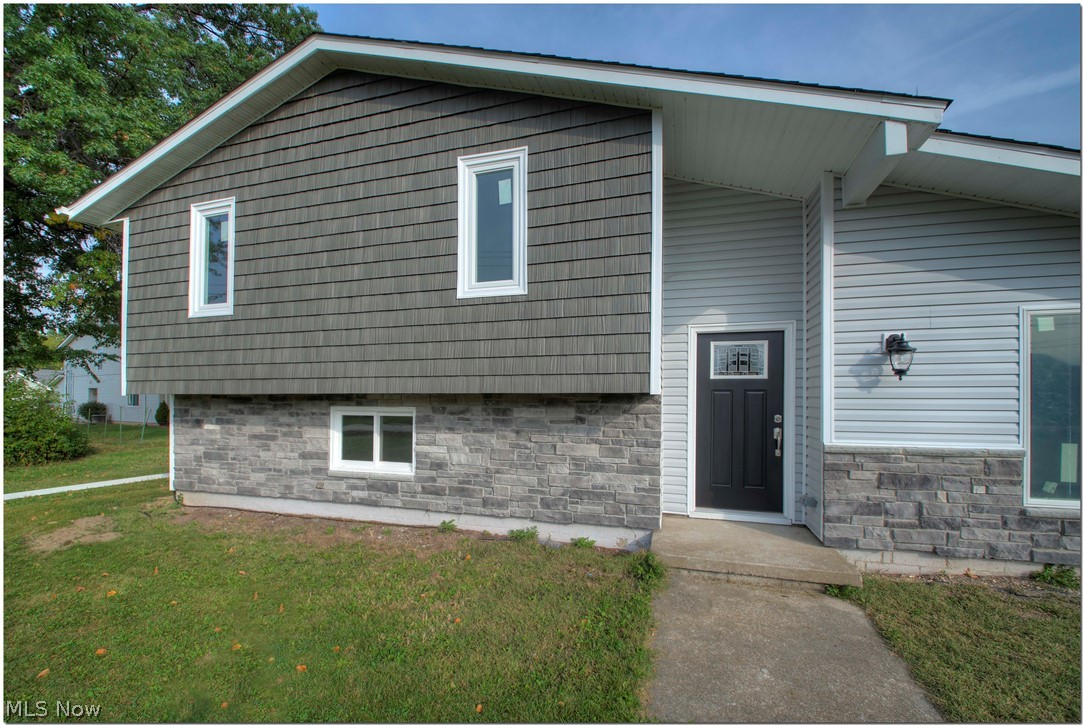 4310 Meister Road Lorain, OH 44053 - Photo 14 of 35 Gallery Image 14