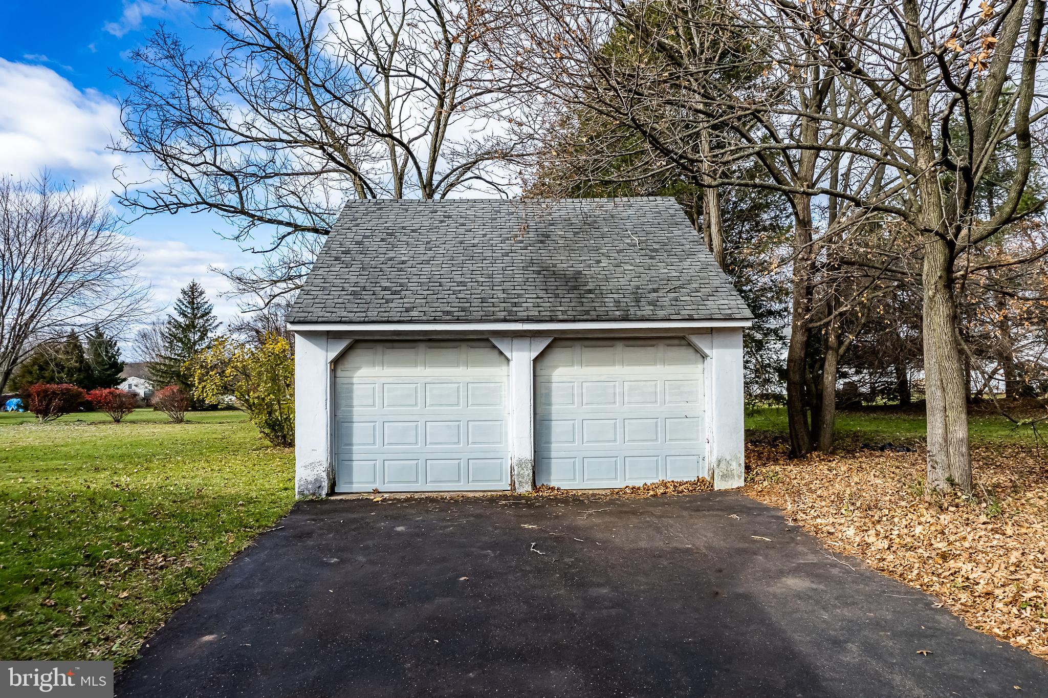 118 Orchard Road Perkasie, PA 18944 - Photo 27 of 34 Detached Garage
