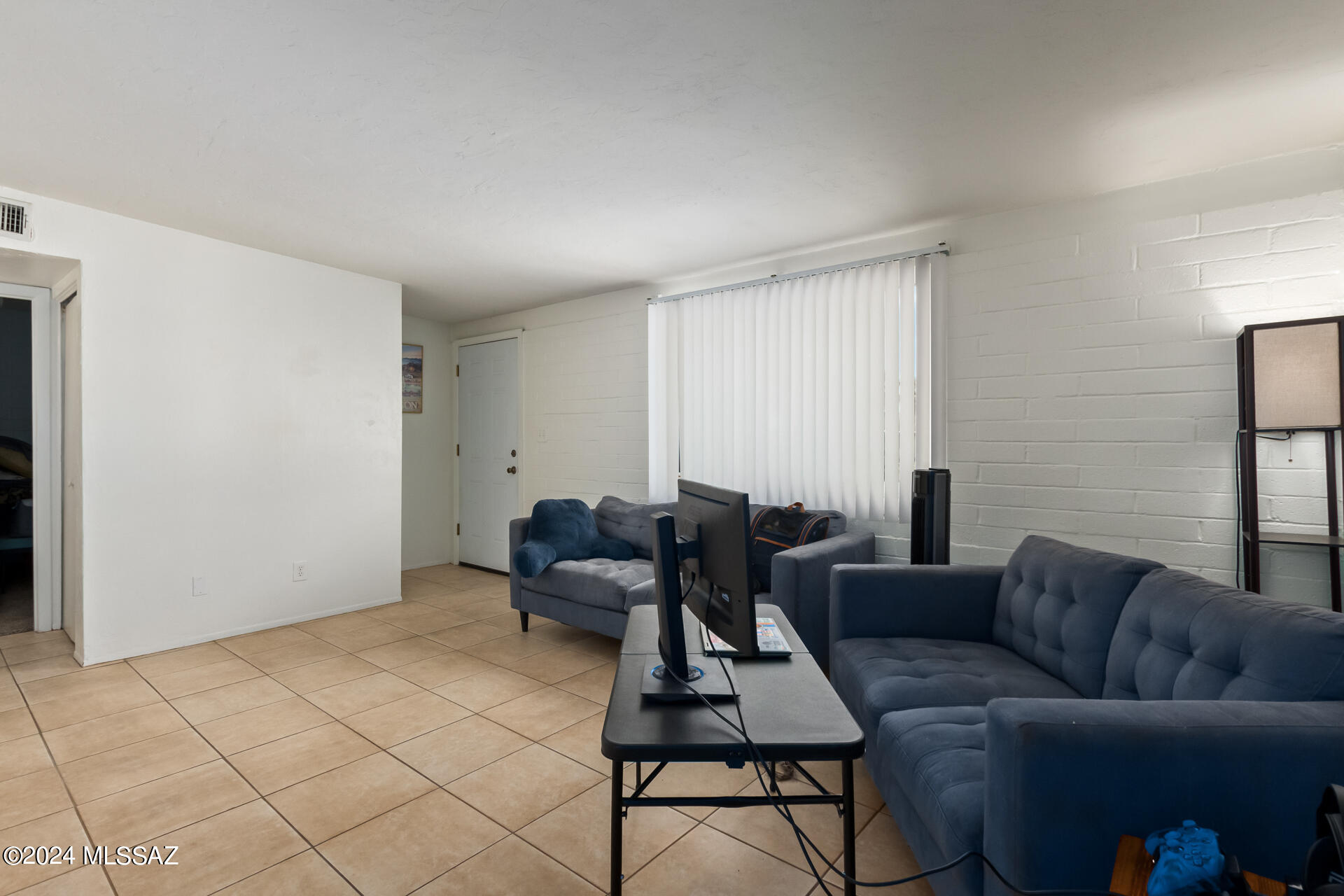 7455 East Desert Spring Drive Tucson, AZ 85730 - Photo 4 of 26