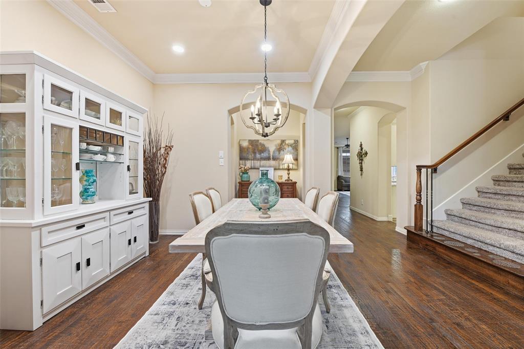 1133 Burnett Road Lantana, TX 76226 - Photo 7 of 40