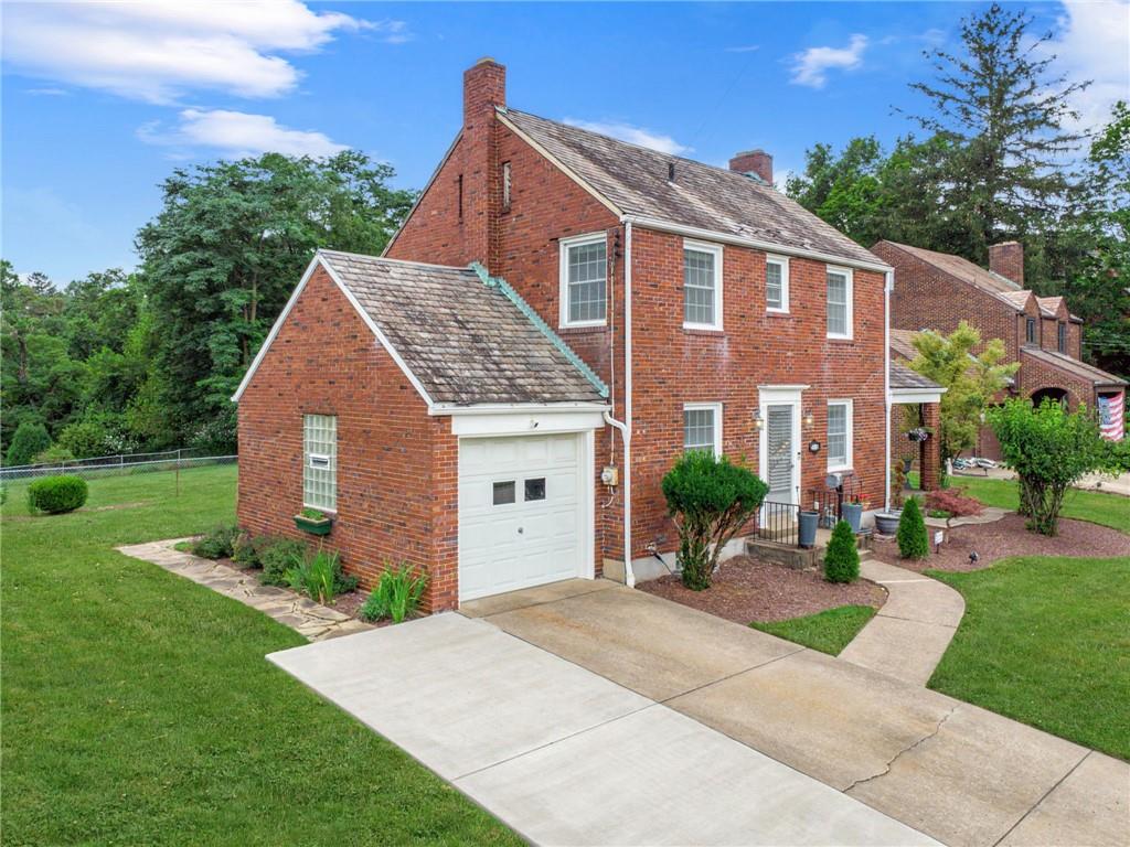 232 Highland Road Penn Hills, PA 15235 - Photo 2 of 25 Gallery Image 2