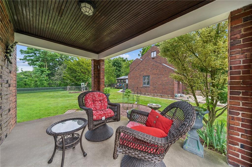 232 Highland Road Penn Hills, PA 15235 - Photo 21 of 25 Gallery Image 21