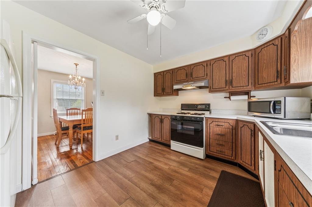 232 Highland Road Penn Hills, PA 15235 - Photo 10 of 25 Gallery Image 10