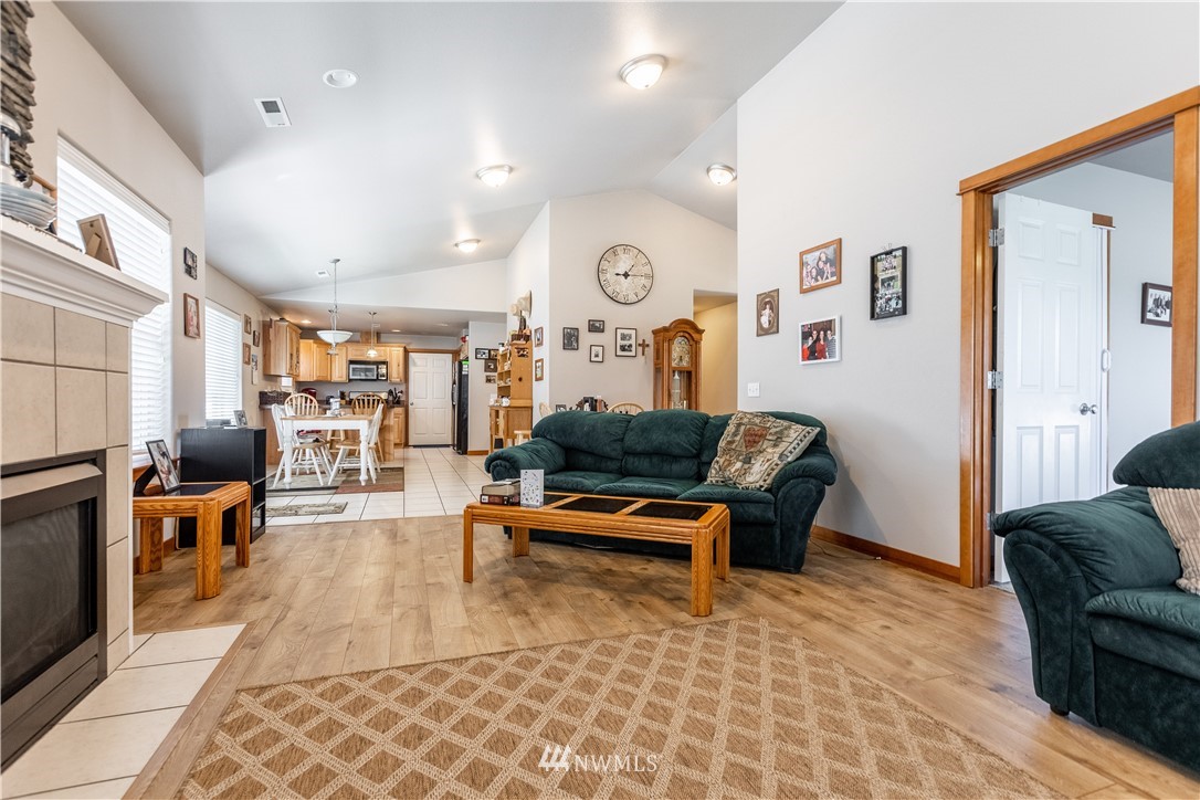 1209 Hovel Road Sumas, WA 98295 - Photo 14 of 40