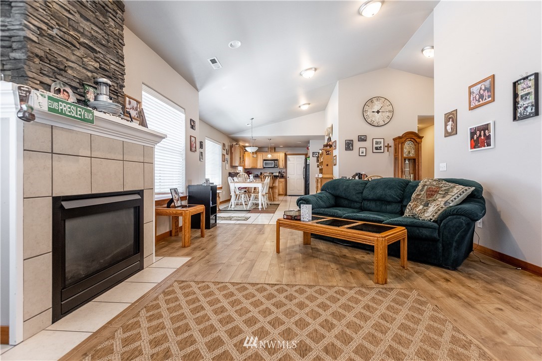 1209 Hovel Road Sumas, WA 98295 - Photo 15 of 40