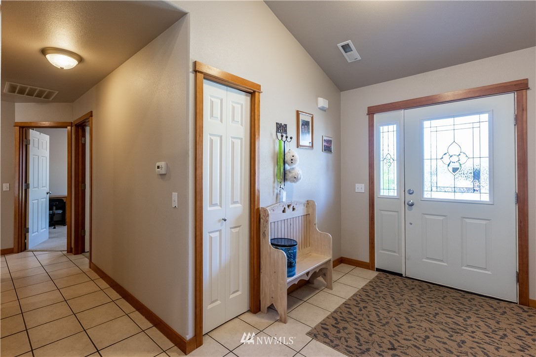 1209 Hovel Road Sumas, WA 98295 - Photo 6 of 40