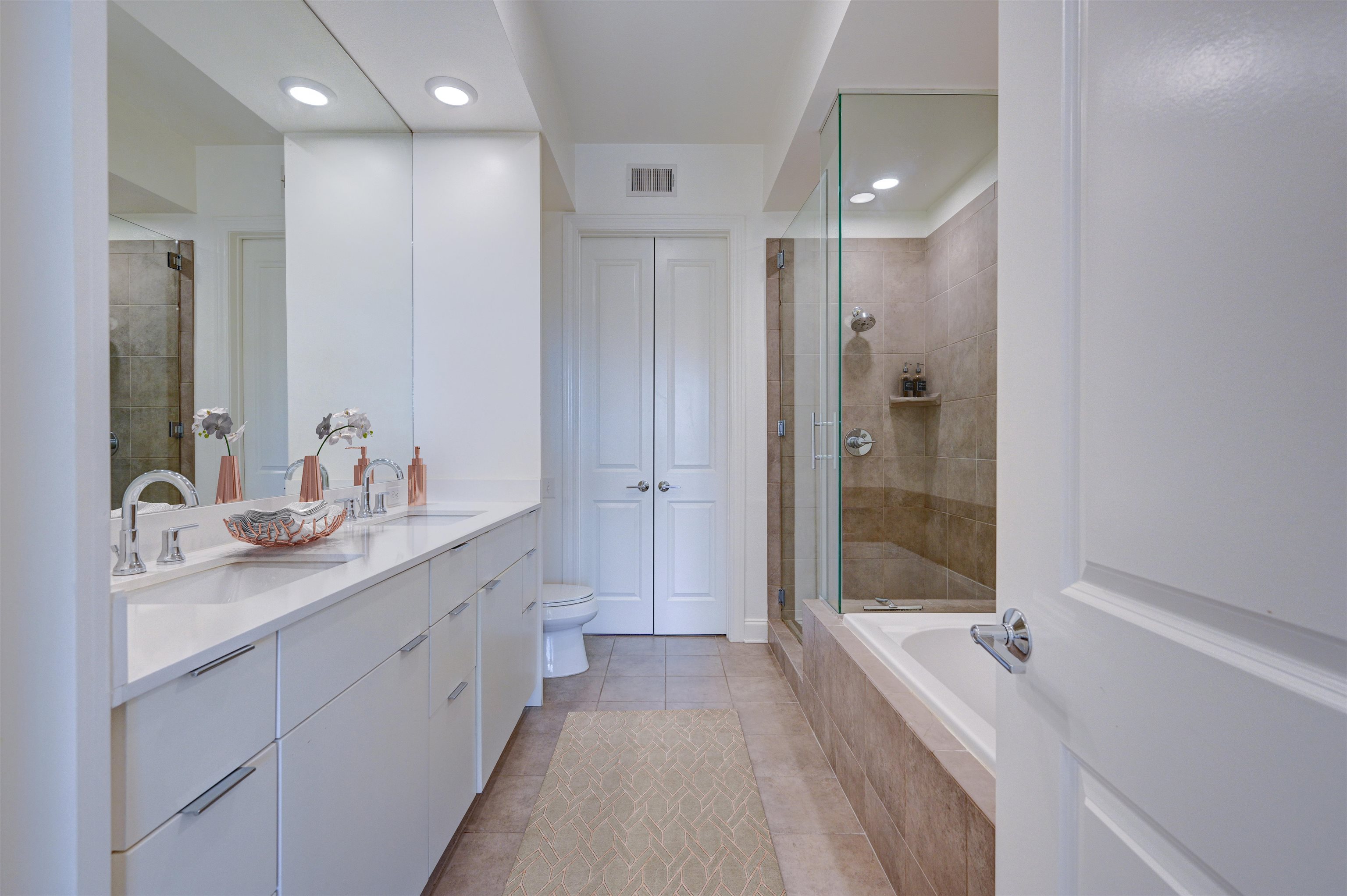 717 Riverside Drive, Unit 206 Memphis, TN 38103 - Photo 8 of 32