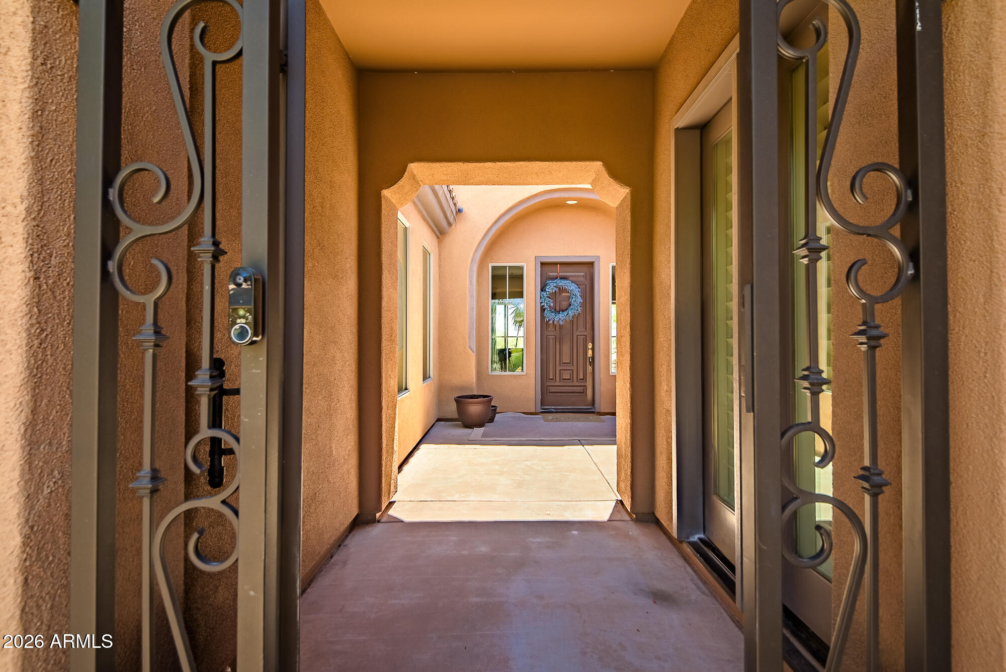 41213 North River Bend Road Phoenix, AZ 85086 - Photo 2 of 30 Courtyard Entrance