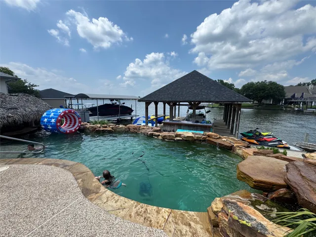$3,700 | 14024 Shoreline Drive, Willis, TX 77318