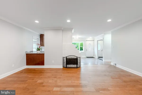 $739,900 | 5807 Accomac Street, Springfield, VA 22150