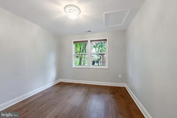 $739,900 | 5807 Accomac Street, Springfield, VA 22150