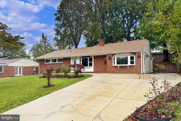$739,900 | 5807 Accomac Street, Springfield, VA 22150
