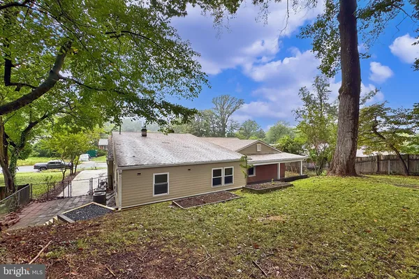 $739,900 | 5807 Accomac Street, Springfield, VA 22150