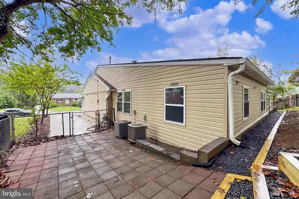 $739,900 | 5807 Accomac Street, Springfield, VA 22150