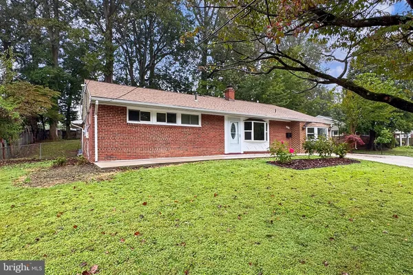 $739,900 | 5807 Accomac Street, Springfield, VA 22150