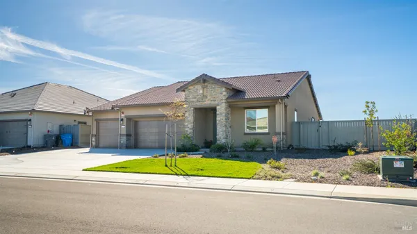 $829,000 | 450 Baler Court, Vacaville, CA 95687
