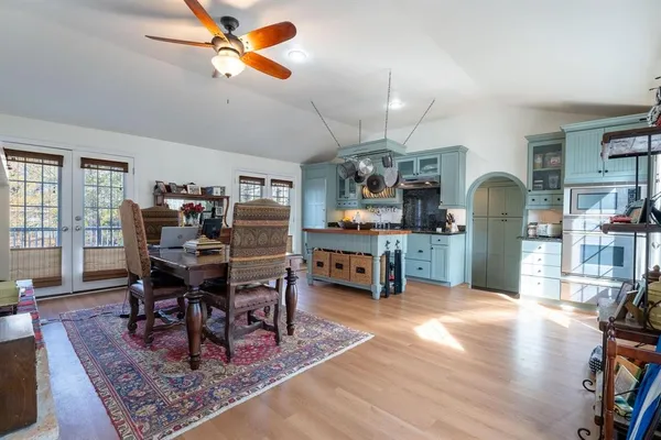 $675,000 | 180 Harbor Drive, Gun Barrel City, TX 75156