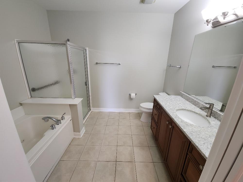 2676 Stone Circle, Unit 203 Geneva, IL 60134 - Photo 4 of 9