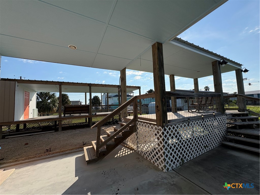 109 Washington Boulevard Port O'Connor, TX 77982 - Photo 2 of 23