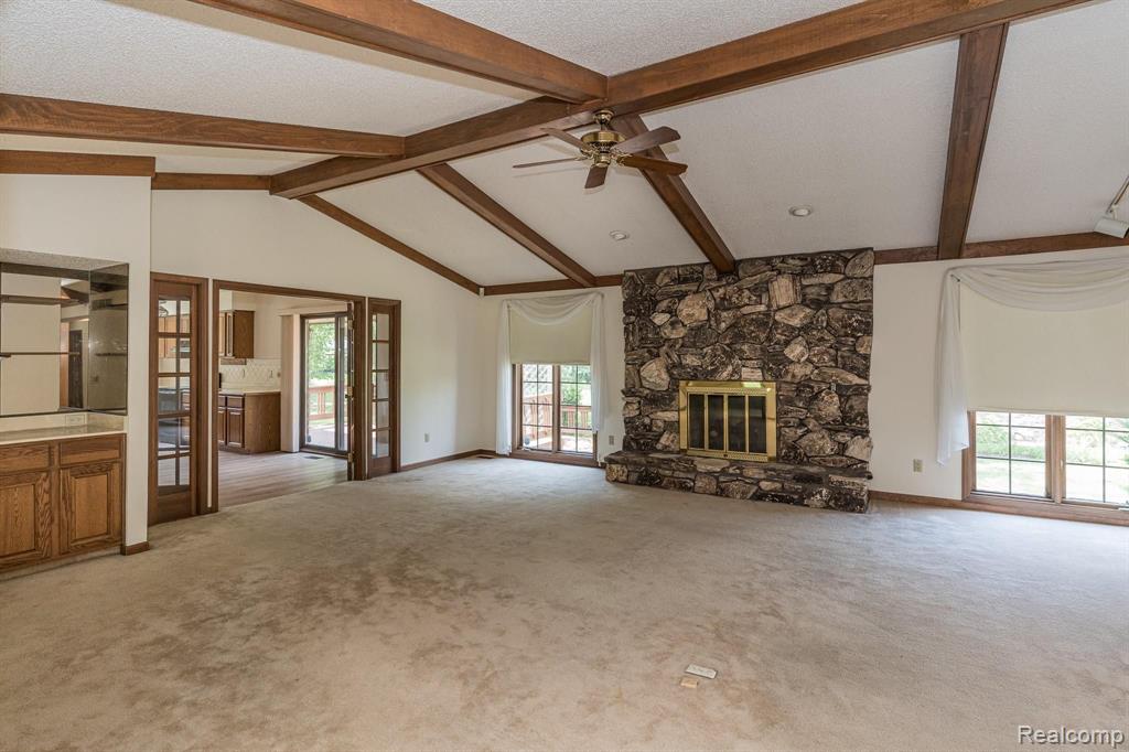 41100 Coventry Road Novi, MI 48375 - Photo 9 of 48