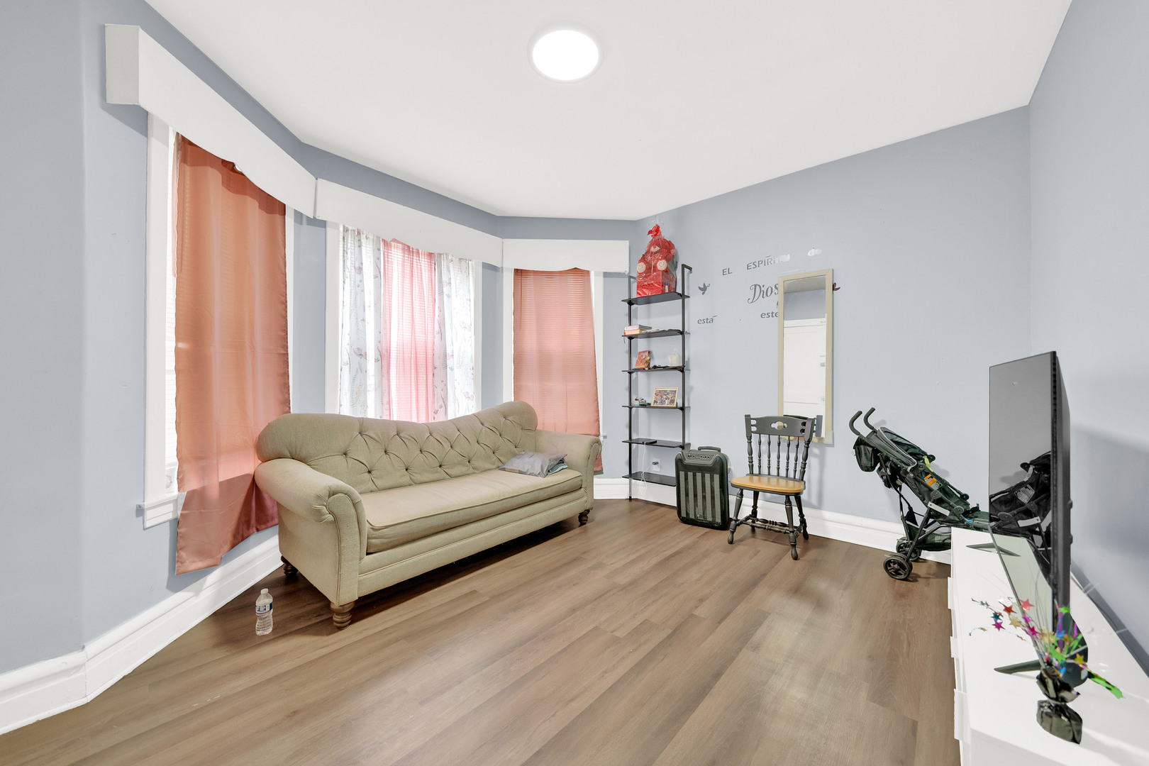 2853 West 40th Street Chicago, IL 60632 - Photo 4 of 15