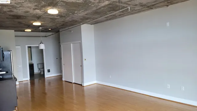 $2,250 | 311 Oak Street, Unit 816, Oakland, CA 94607