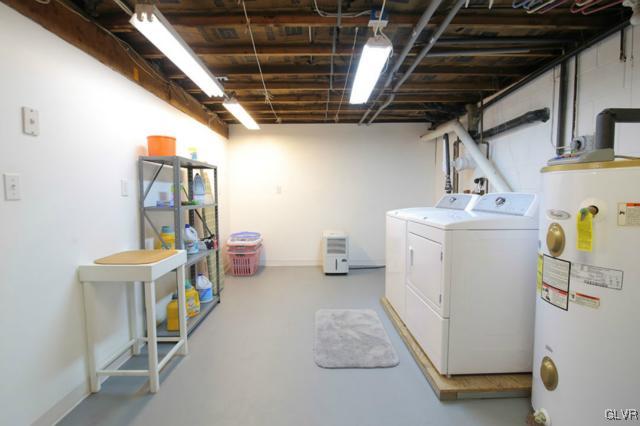 683 English Road Bath, PA 18014 - Photo 28 of 32 a utility room with dryer and washer