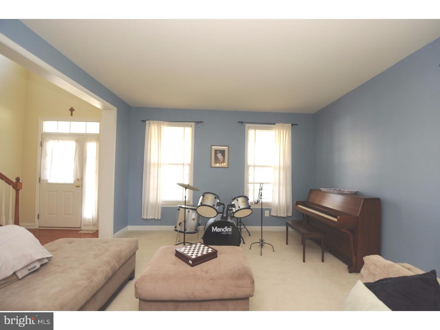 103 Hartman Road Pottstown, PA 19465 - Photo 3 of 25
