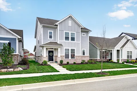 $400,000 | 445 Washington Street, Fortville, IN 46040