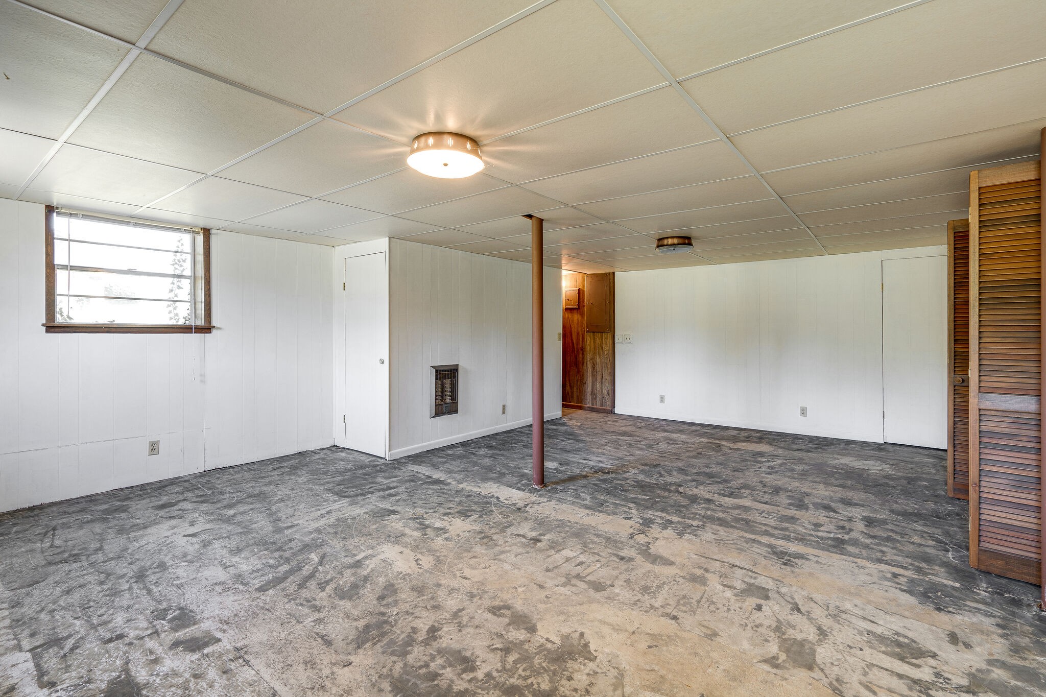 7524 Gary Road Joelton, TN 37080 - Photo 23 of 29 an empty room with a empty space and a window
