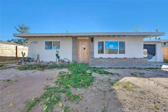 $350,000 | 61673 Palm Vista Drive, Joshua Tree, CA 92252
