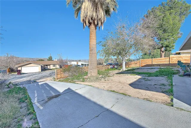 $350,000 | 61673 Palm Vista Drive, Joshua Tree, CA 92252