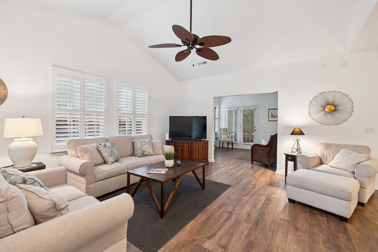 1618 St Johns Parrish Way Johns Island, SC 29455 - Photo 4 of 33 1618JohnsParrishWy-JTPhoto-013