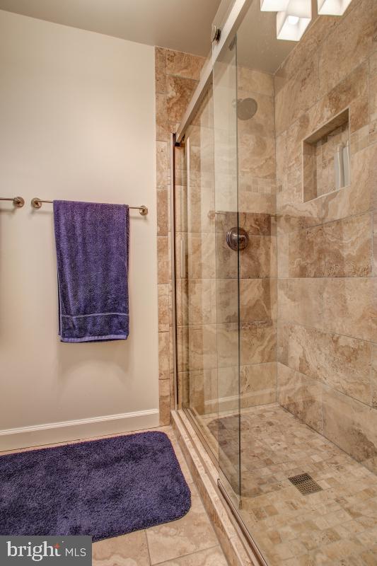2081 Amberjack Court Reston, VA 20191 - Photo 23 of 35 Updated Master Bath