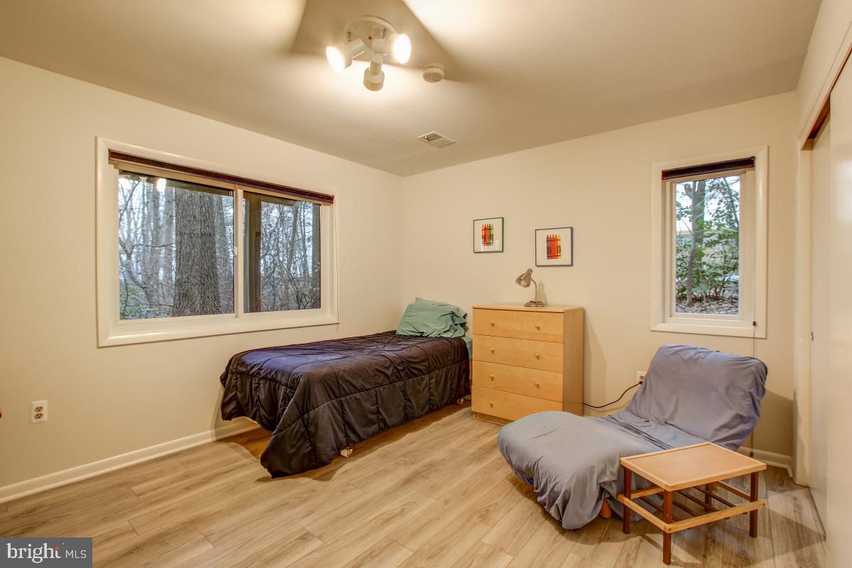 2081 Amberjack Court Reston, VA 20191 - Photo 29 of 35 Bedroom