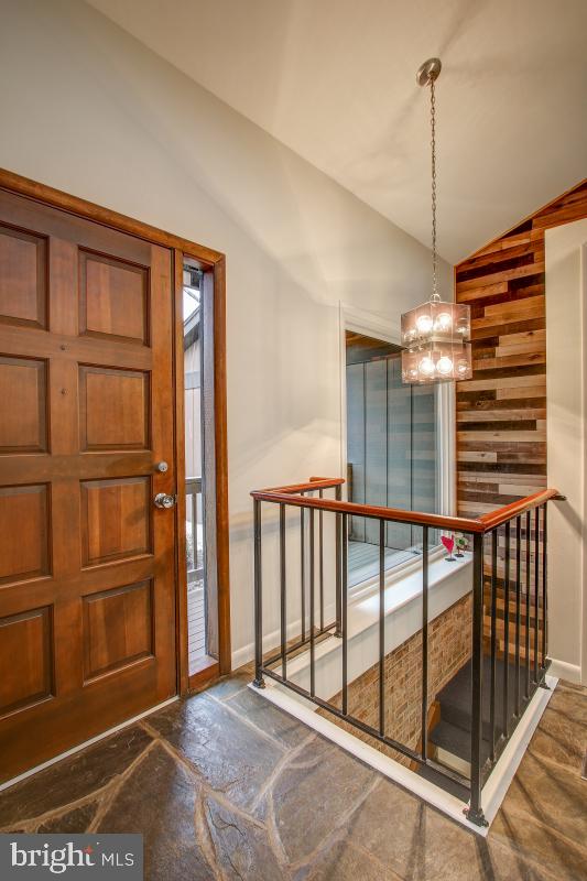2081 Amberjack Court Reston, VA 20191 - Photo 5 of 35 Unique details throughout the home