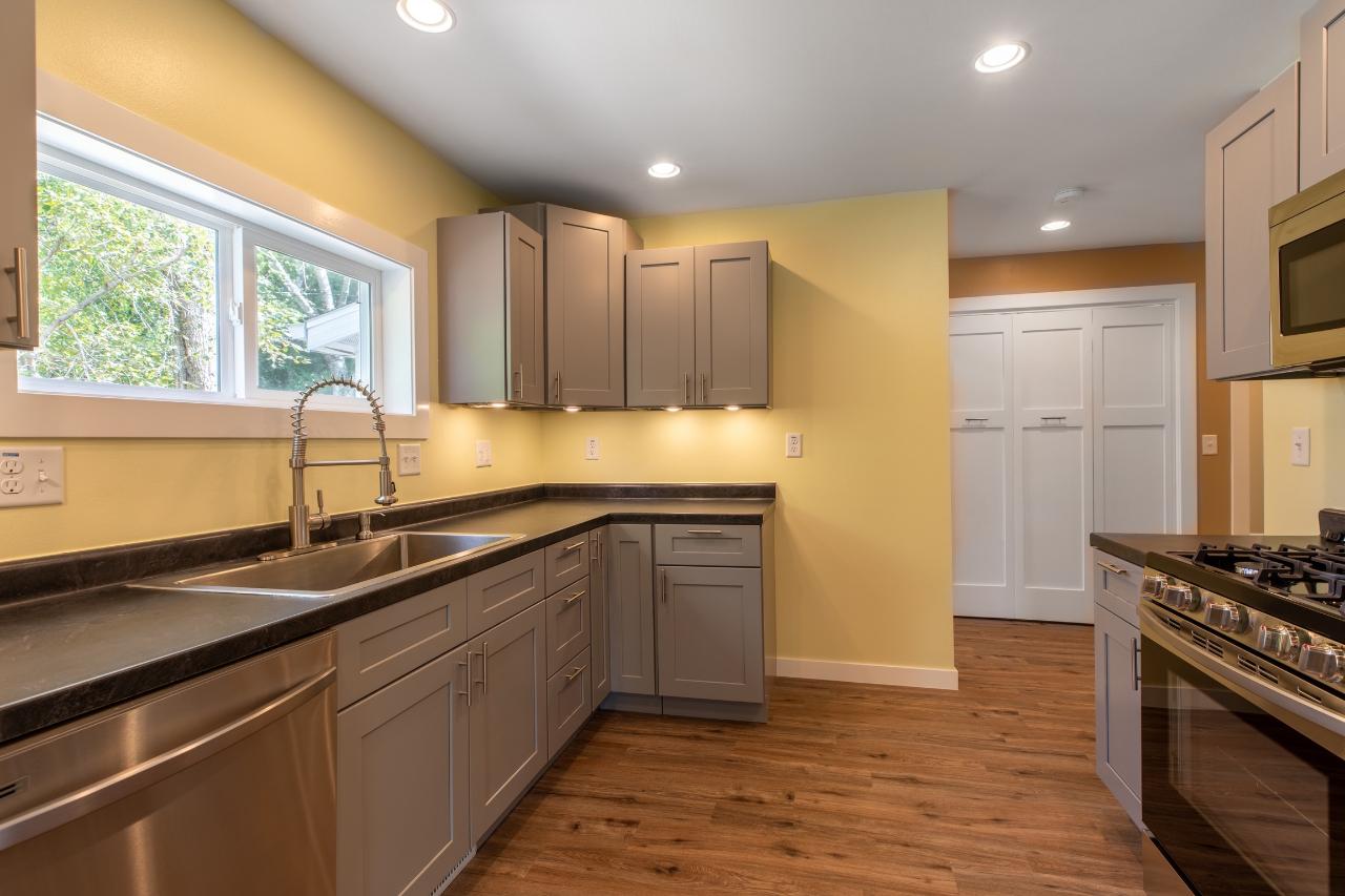 345 Highview Parkway Rhinelander, WI 54501 - Photo 6 of 50 Gallery Image 6