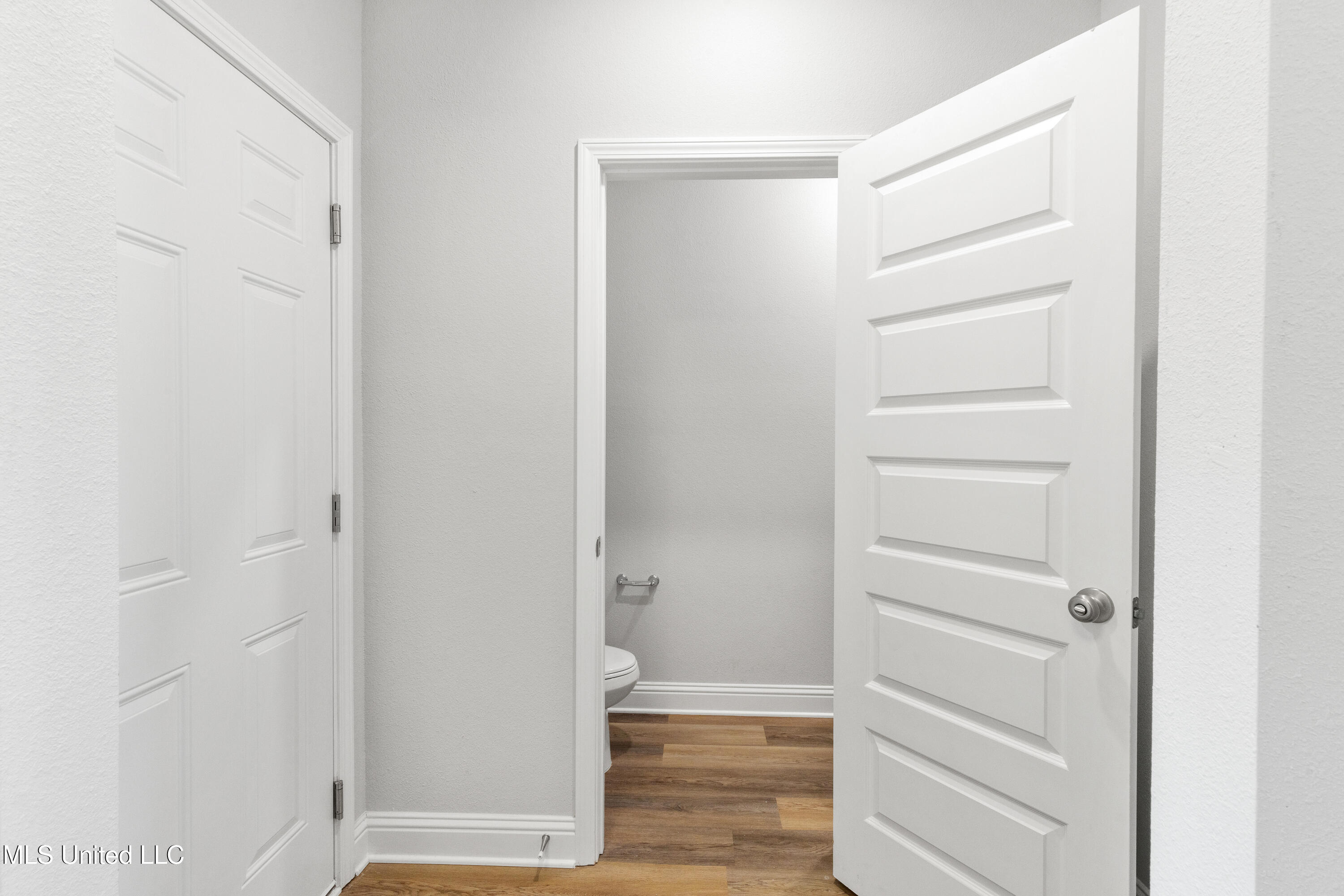 16144 Blue Rdg Drive Gulfport, MS 39503 - Photo 30 of 33 1/2 Bath & Garage