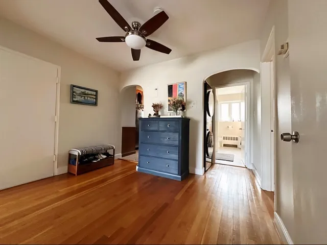 wooden floor and closet in a room