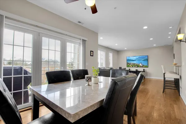$325,000 | 9107 Grand Avenue, Unit 3W, Franklin Park, IL 60131