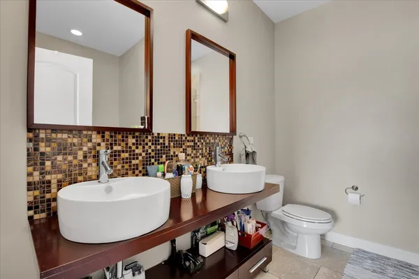 $325,000 | 9107 Grand Avenue, Unit 3W, Franklin Park, IL 60131