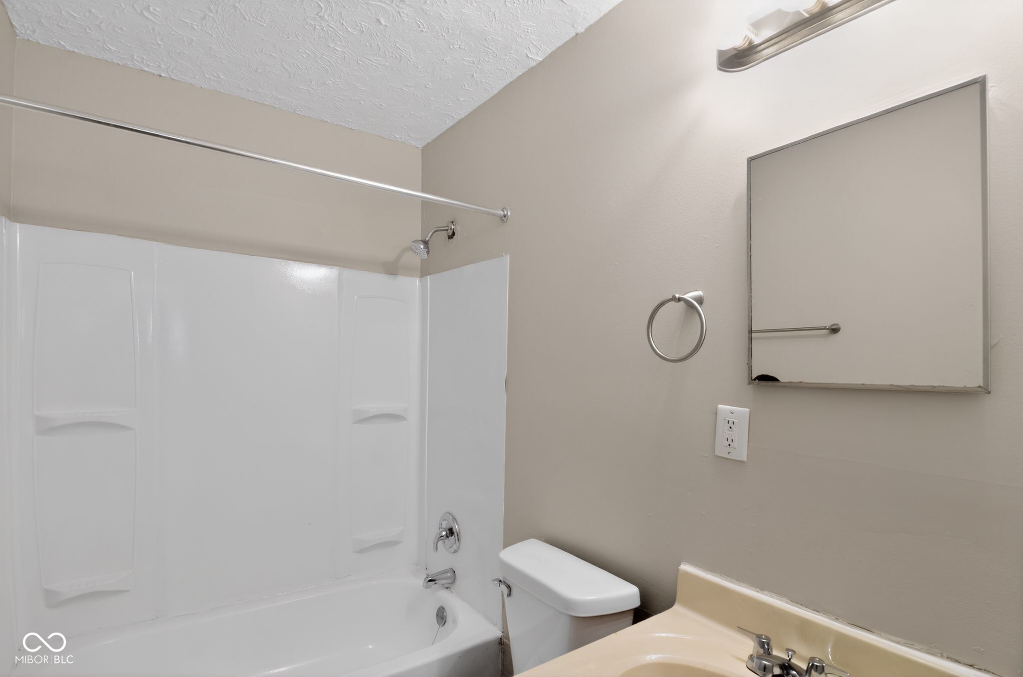 3148 North Gale Street Indianapolis, IN 46218 - Photo 16 of 30