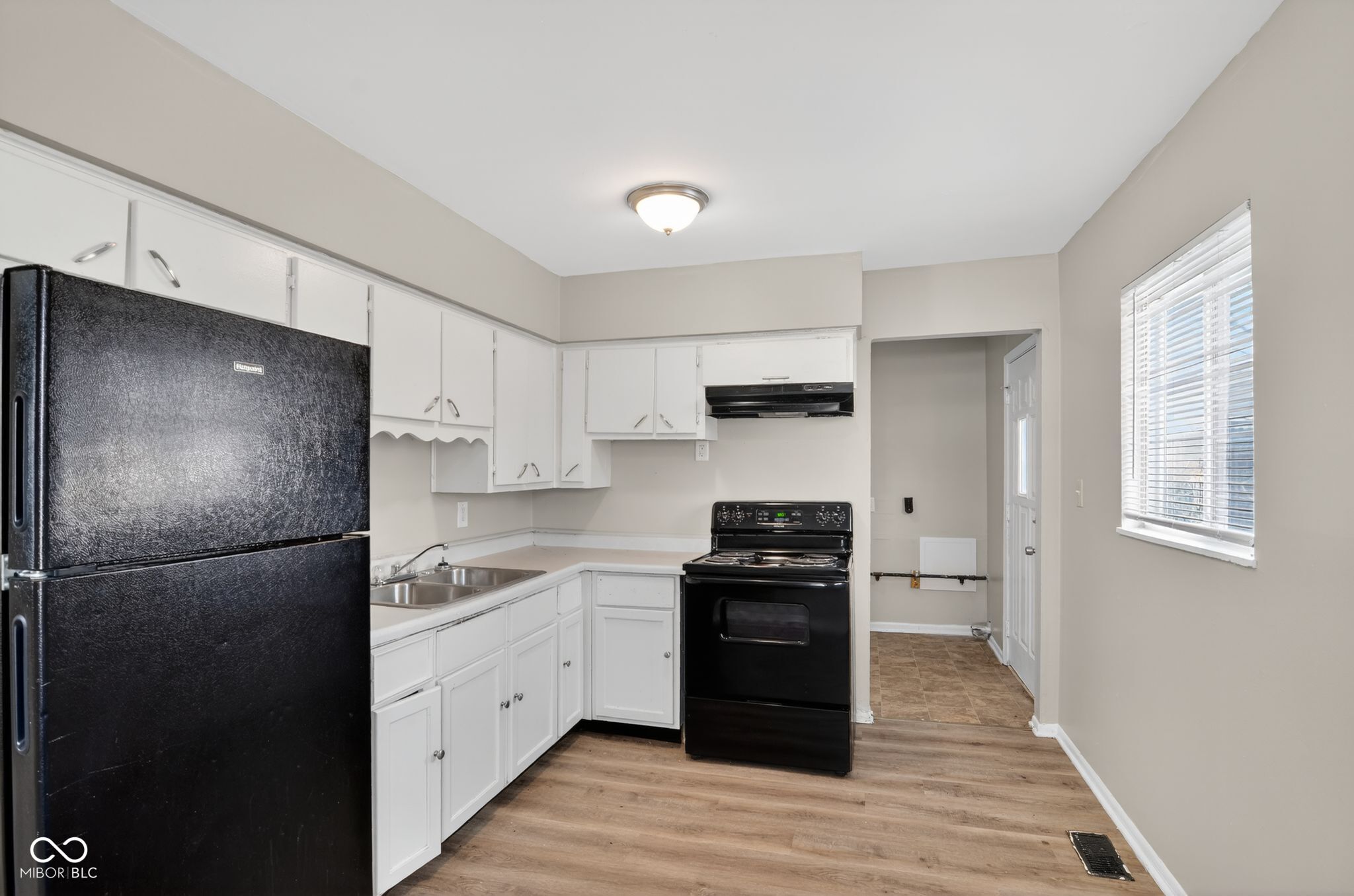 3148 North Gale Street Indianapolis, IN 46218 - Photo 10 of 30