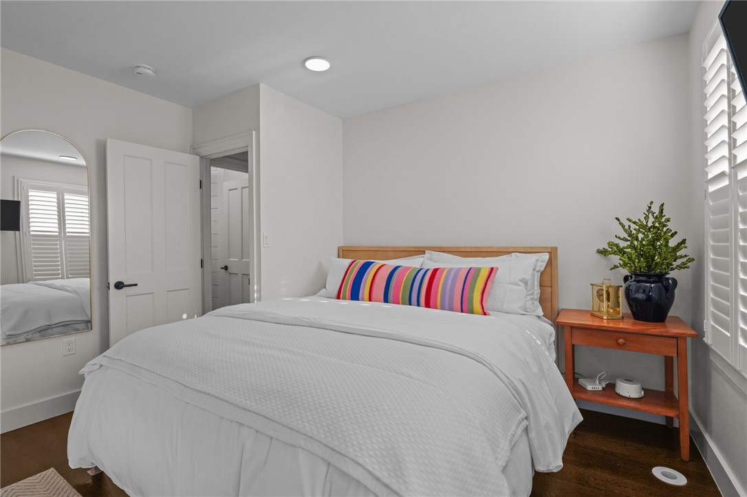 8 Cross Street, Unit 1 Newport, RI 02840 - Photo 22 of 28