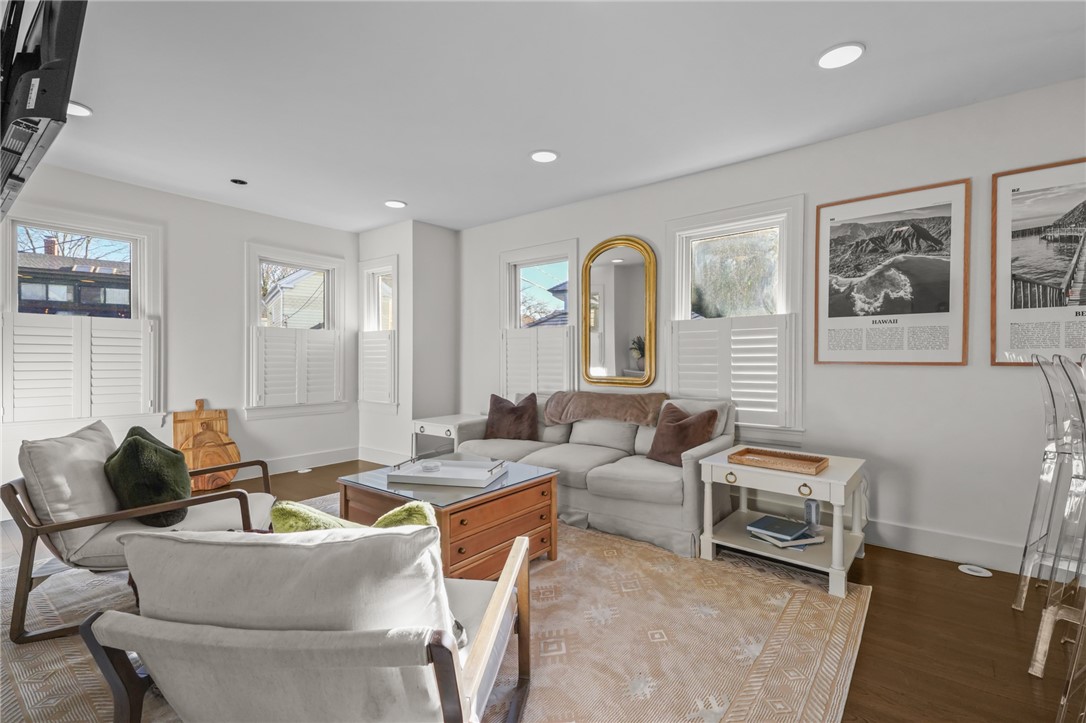 8 Cross Street, Unit 1 Newport, RI 02840 - Photo 4 of 28