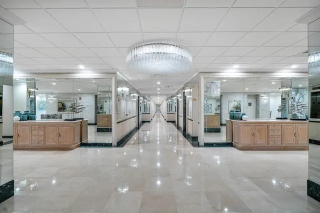 a view of lobby with elevator