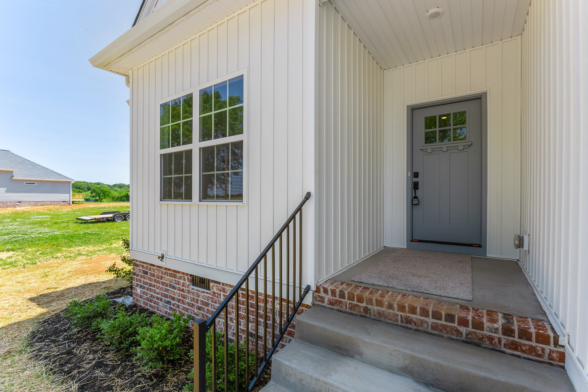 4383 Benson Road Springfield, TN 37172 - Photo 3 of 24 a view of a house with backyard and deck